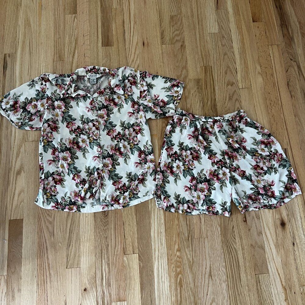 vtg 90s pj set shorts‎ vacation 2 piece floral white pink Medium pajamas Lavon